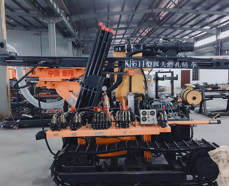 KH611露天潜孔钻机